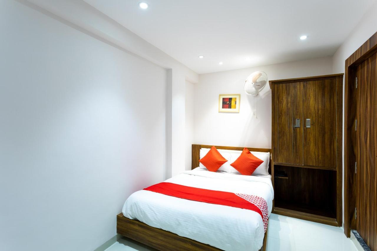 Oyo 29585 The Cliff Hotell Indore Eksteriør bilde