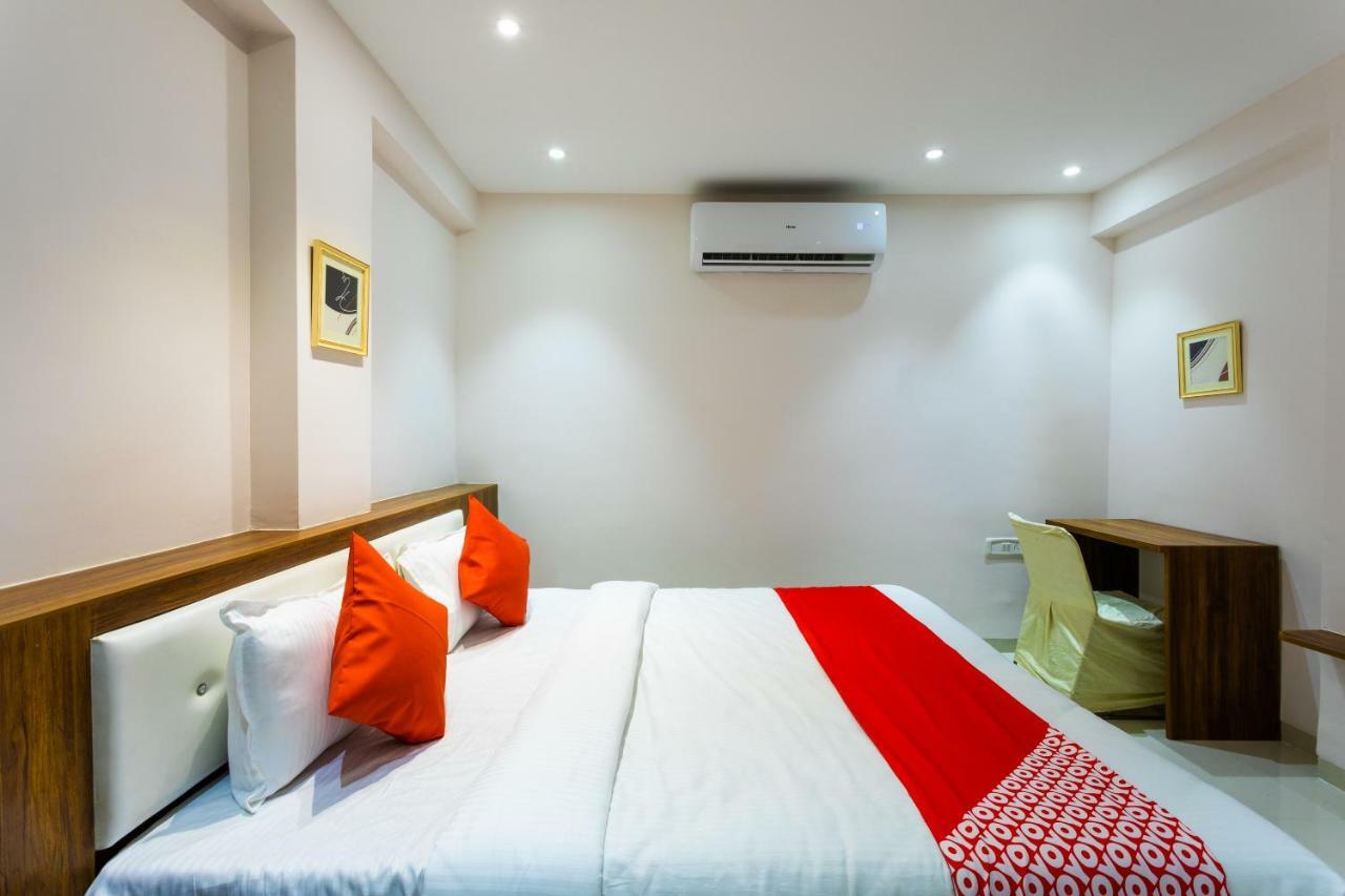 Oyo 29585 The Cliff Hotell Indore Eksteriør bilde